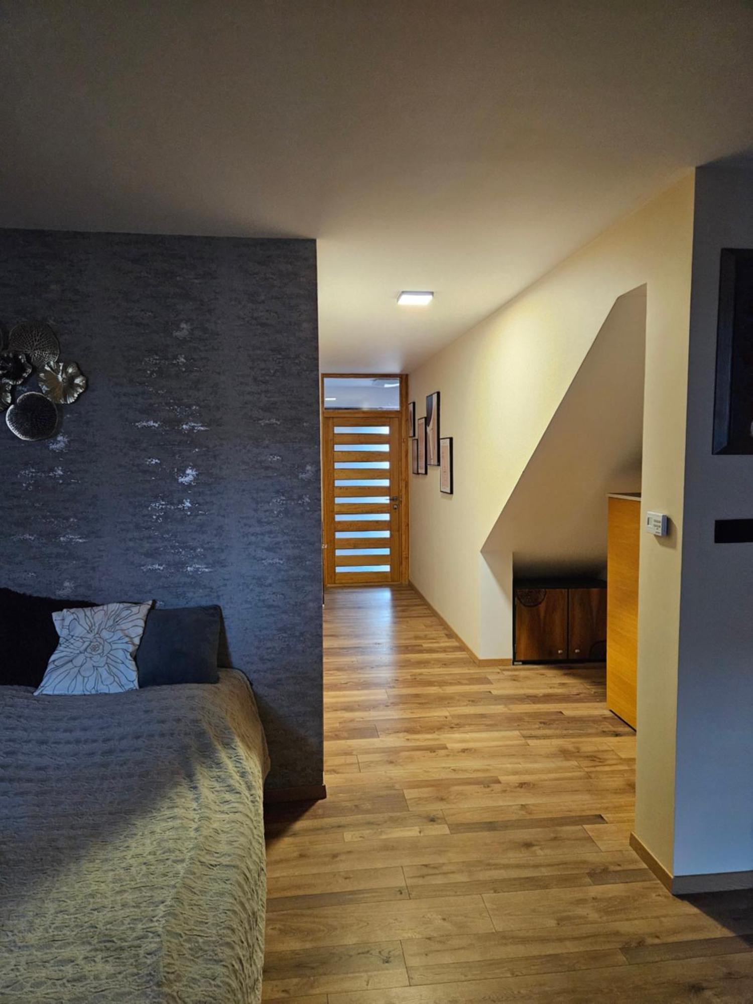 Toelgyes Apartmanhaz Сегед Экстерьер фото